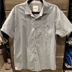 Men's Casual Button Down Shirt